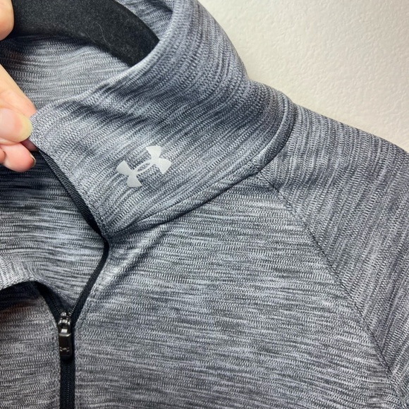 Under Armour Womens Large 1/4 Zip Pullover Shirt Gray Lightweight Running Pocket - Picture 9 of 13